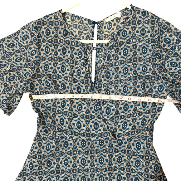 LUSH Blue/Peach Baroque Print Fit N Flare Mini Dress Sz XS Silky - Picture 3 of 10